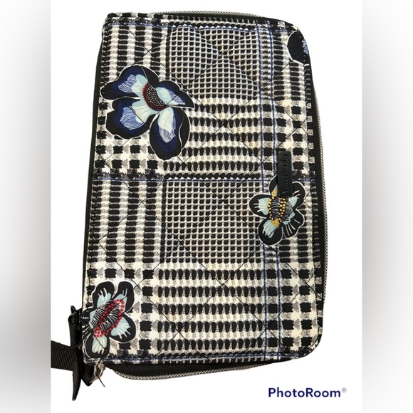 Vera Bradley Handbags - Vera Bradley Bedford Plaid RFID On the Go Wristlet